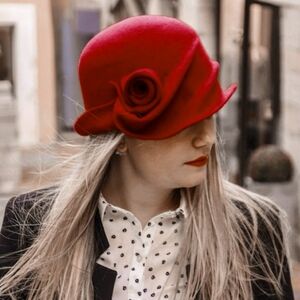 Vintage Wool Cloche Hat with Flower Accent piece 1920's/1930's Style- Red